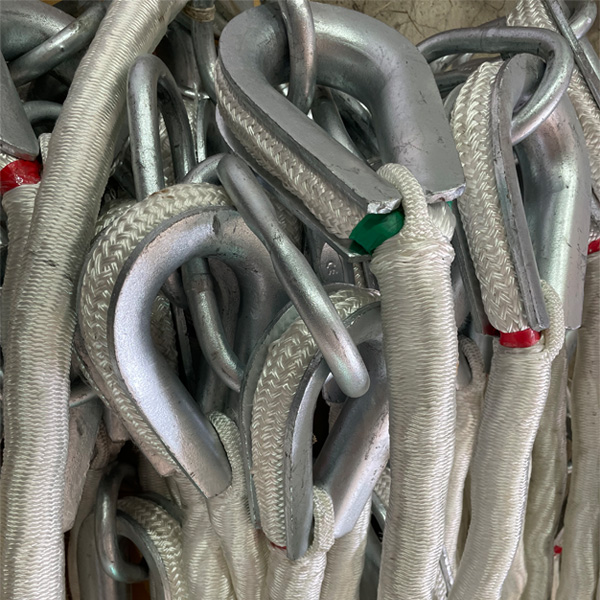 Polyester Mooring Ropes for A European Floating Solar Project